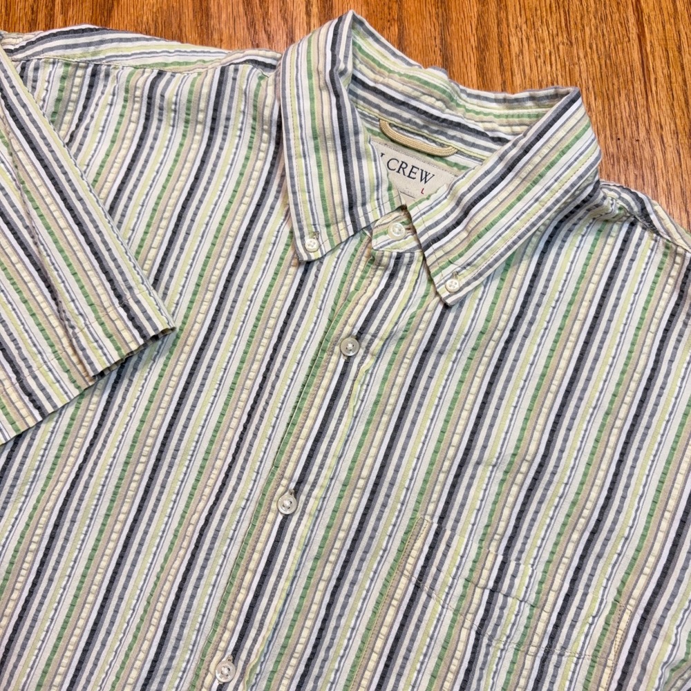 J.Crew Seersucker Shirt Men's Large Multicolor Striped Short Sleeve Button Down